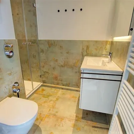 - Haus D, App 0d0502 Apartment