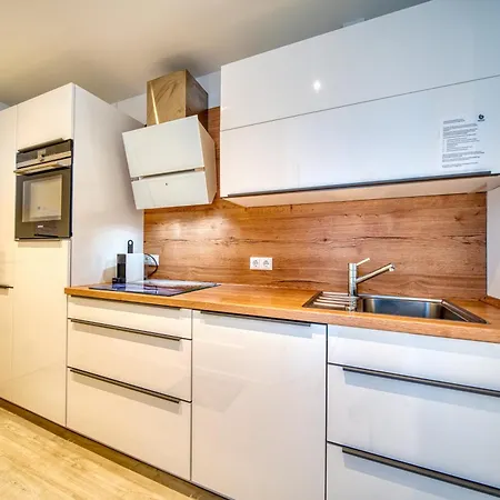 - Haus D, App 0d0502 Lägenhet